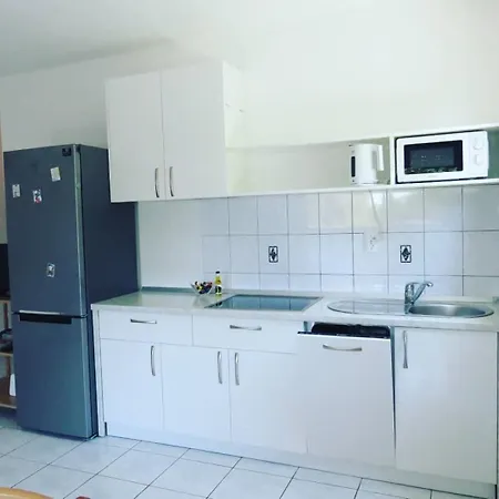 Apartment Cathy - 50m From The *