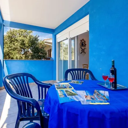 Apartment Cathy - 50m From The